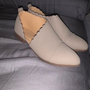 Women’s 7.5 Cut Out Flats Beige Shoes Lofers